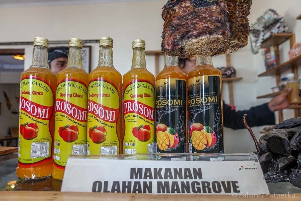 Mangrove juga bisa diolah menjadi makanan dan minuman, dan dimanfaatkan untuk meningkatkan perekonomian.