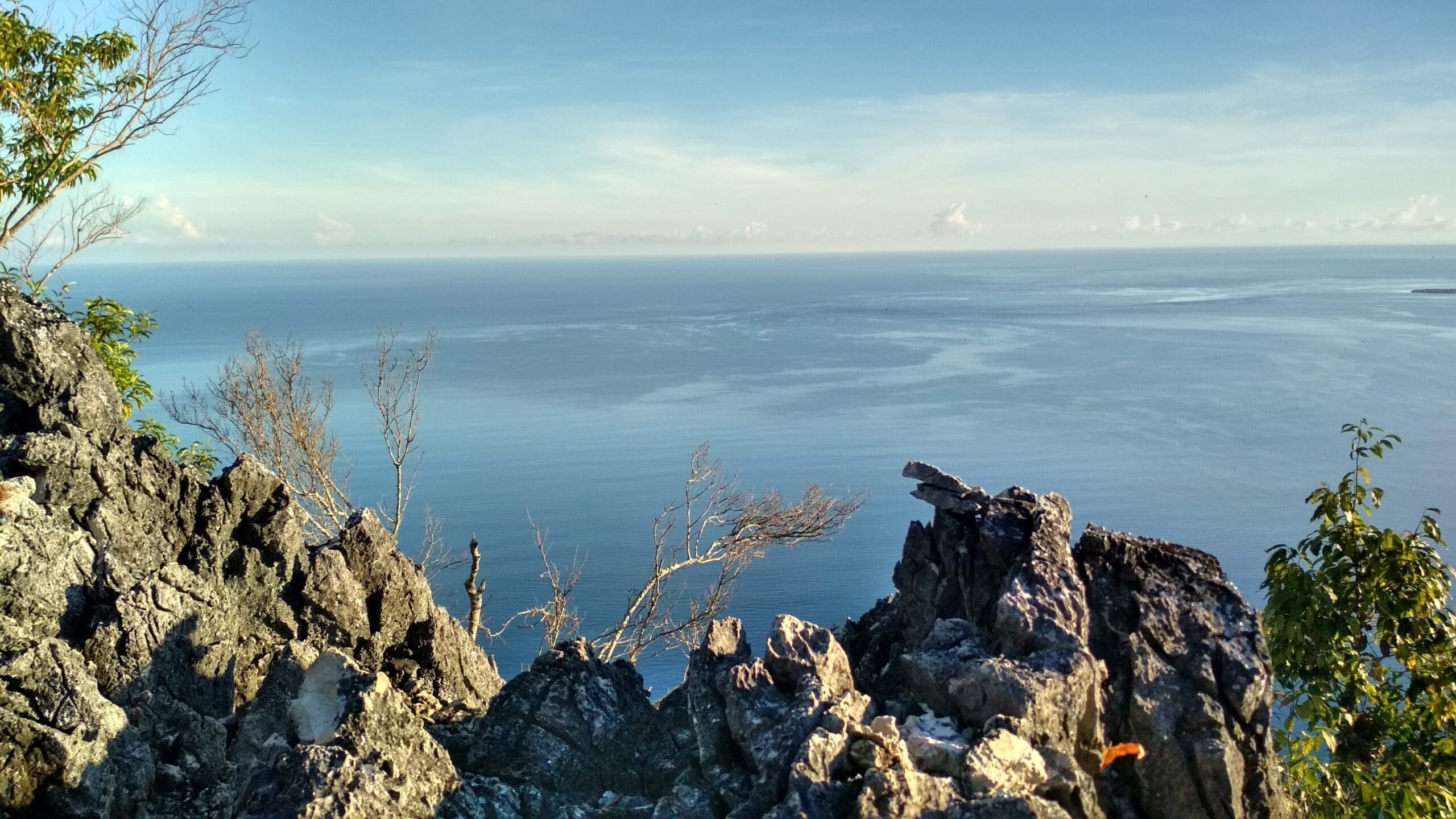 Pemandangan Teluk Saleman dari Atas Bukit (Dok.Pribadi)