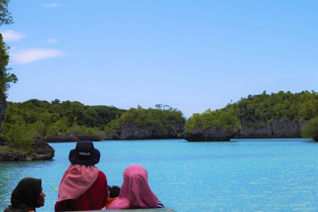  Objek Wisata Gugusan Pulau di Pulau Bair