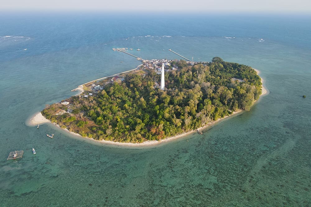 Pulau Sumedang, Belitong: Ragam Biota, Keunikan Budaya, dan Tantangan Akses