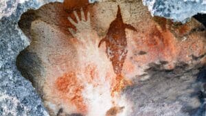 Figure 05_Cave Paintings in Tomolol Cave and Tengkorak Cave of Mayalibit Bay of Raja Ampat - Copyright_Raja Ampat Biosphere Reserve